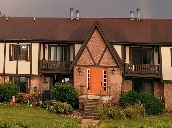 2009 Tracy Dr APT 3, Bloomington, IL 61704