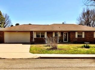 203 Walnut Grove Ave, Springdale, AR 72764