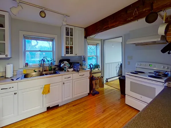 45 N Maple St #2, Hadley, MA 01035