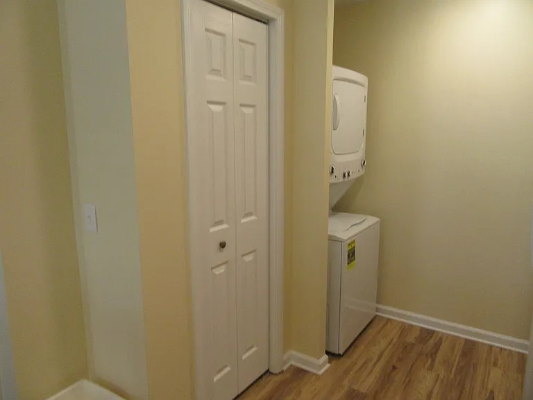 307 Wilson Ave #17 — Photo 33
