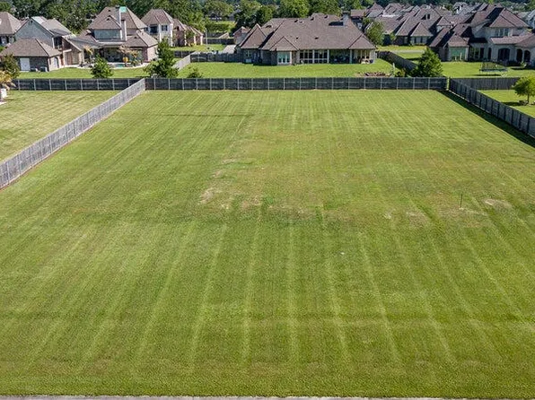 304 Turtledove Trl, Lafayette, LA 70508