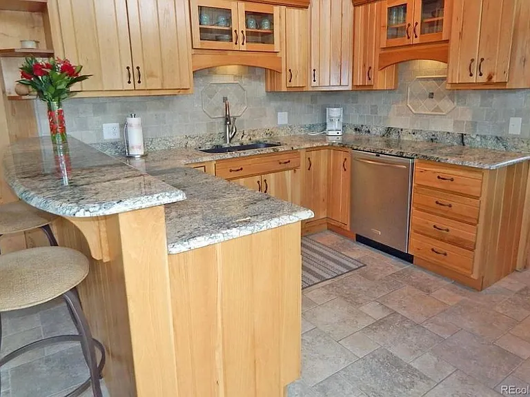 Mount Harvard Cir — Photo 18