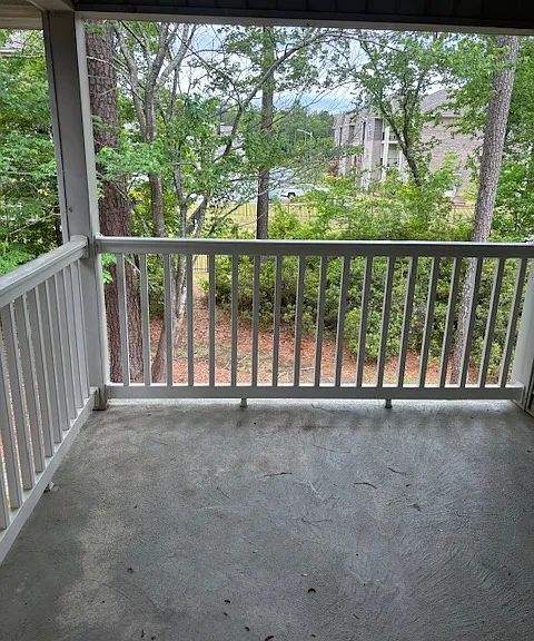 balcony