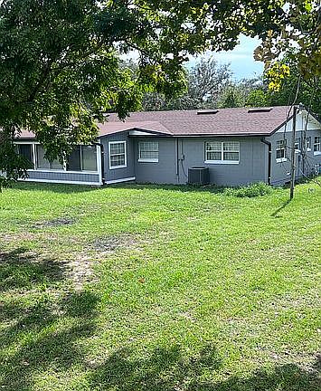 2nd image of 10645 Buck Rd