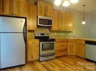 34 Selwyn Rd APT A, Asheville, NC 28806