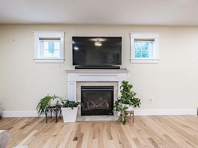 44 Gristmill Ln — Photo 11