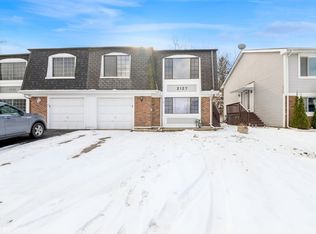 2127 Leeward Ln, Hanover Park, IL