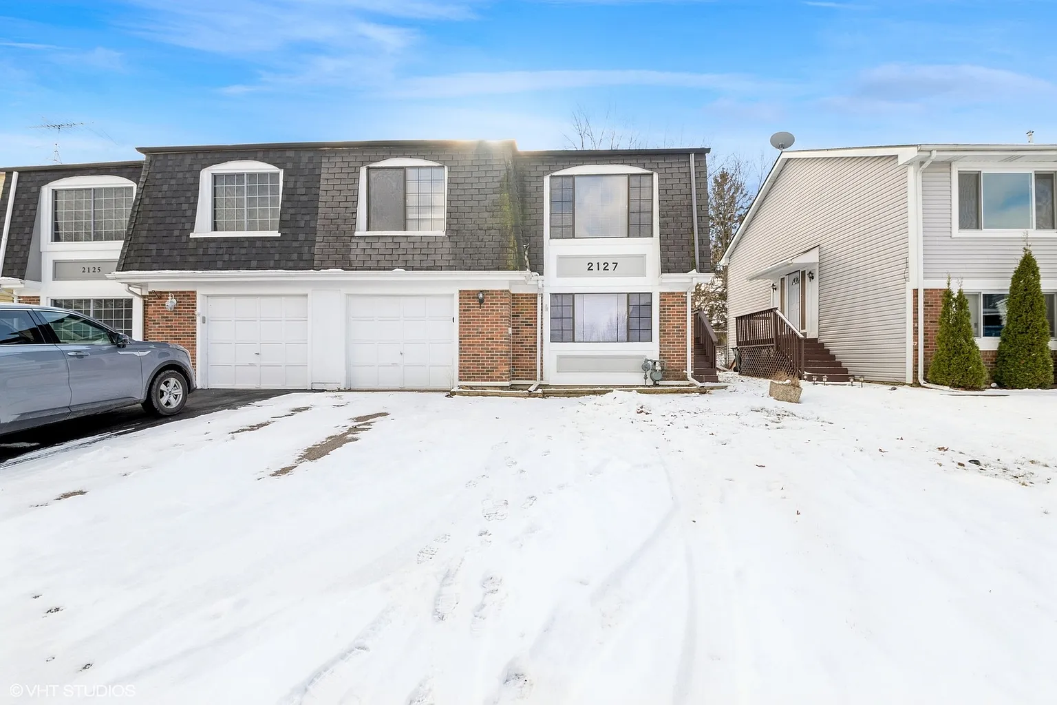2127 Leeward Ln photo 1