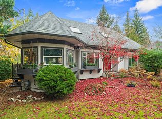 647 Tamarack Dr, Qualicum Beach, BC V9K1A8