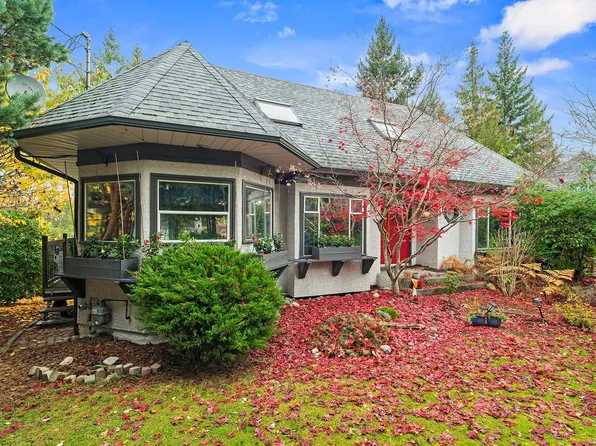 647 Tamarack Dr, Qualicum Beach, BC V9K 1A8