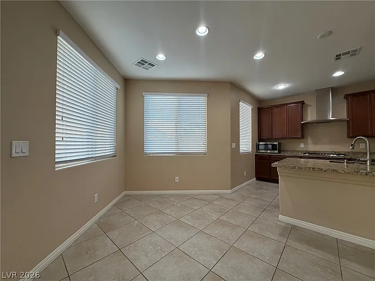6176 Jennings Cove Ct — Photo 8