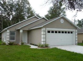 40039 Oakridge Dr, Lady Lake, FL 32159