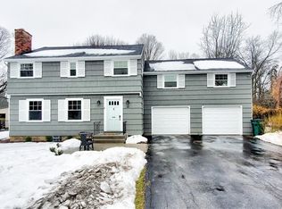 61 Cohasset Dr, Rochester, NY 14618