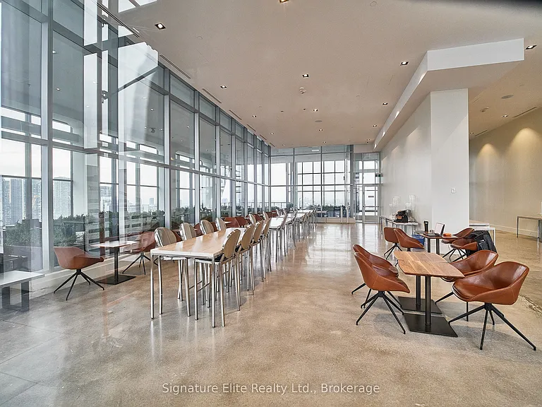 488 University Ave #2705 — Photo 32