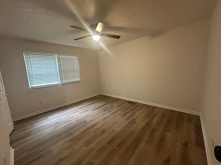 5113 Baywood Dr — Photo 6