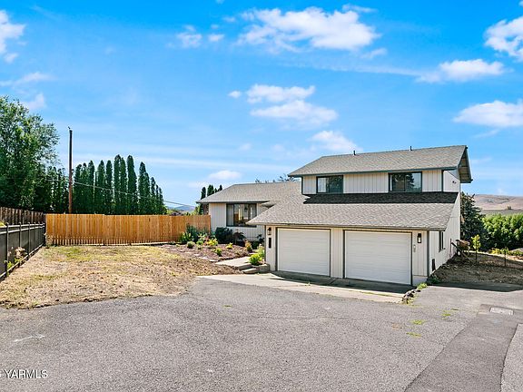 5th image of 801 S 70th Ave