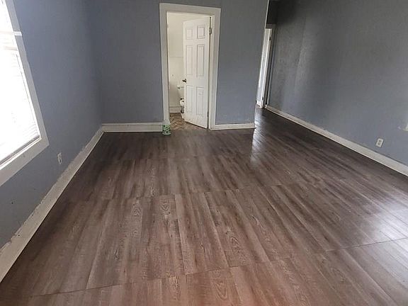5th image of 410 McGee St