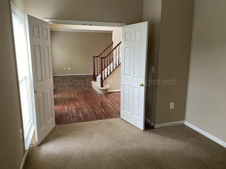 121 Riggs Rd — Photo 7