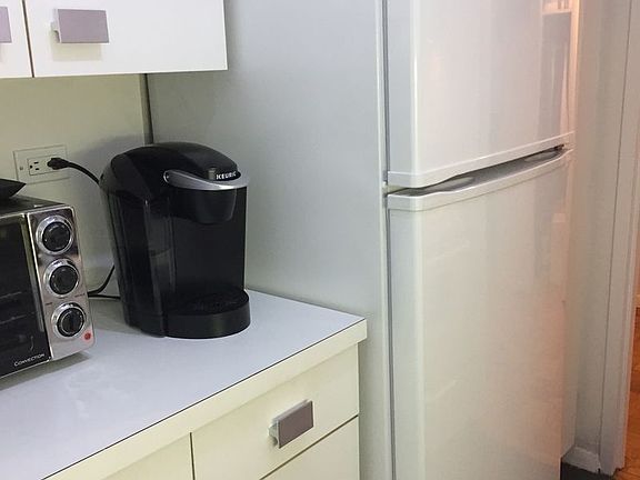 5th image of 382 Central Park W APT 19E