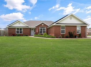 925 Todd Cir, Pea Ridge, AR 72751