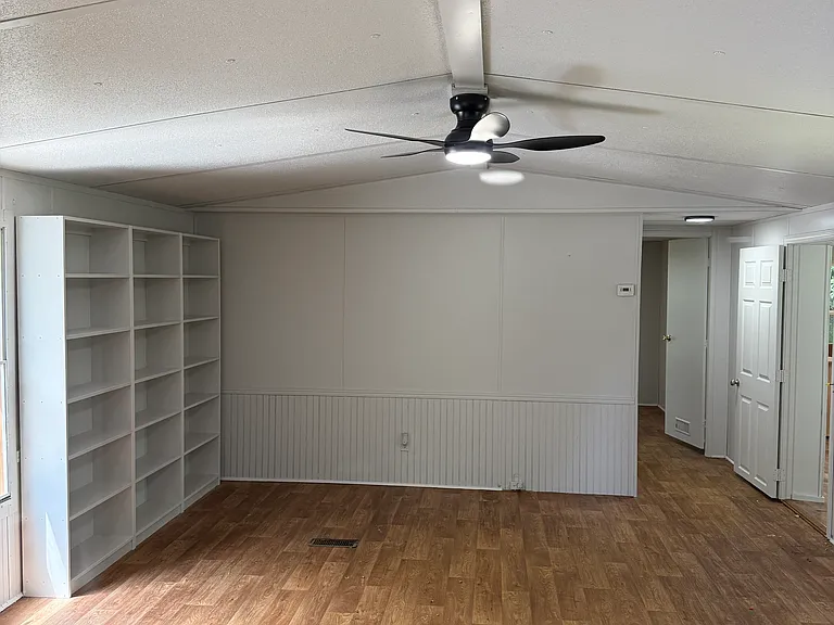 277 Round Mountain Rd — Photo 7