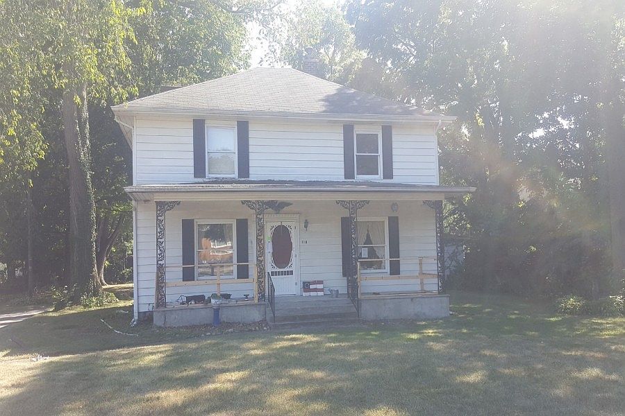 1st image of 118 Nickerson Ave