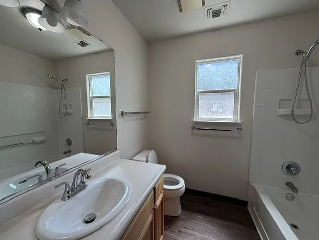 1332 Glenbrook Way — Photo 9