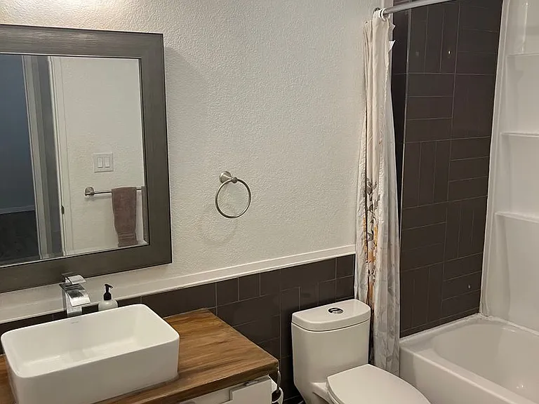 66-831 Kamakahala St — Photo 10