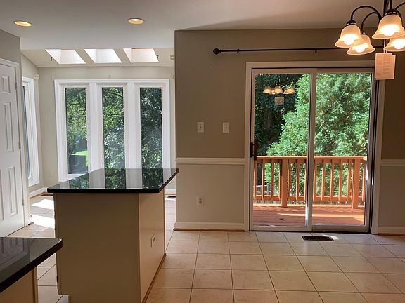4th image of 13851 Wakley Ct