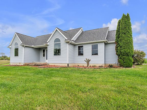 2nd image of 2855 Hayes Rd