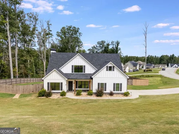 212 Tripp Ln, Carrollton, GA 30117