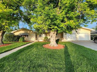 400 S Aztec St, Montezuma, KS 67867