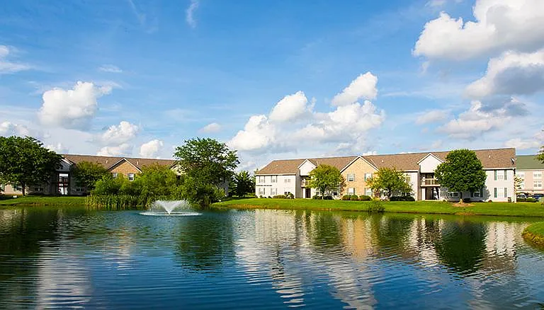 Waterford Pointe — Photo 1