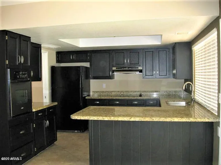 4601 W Northview Ave — Photo 5