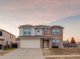 6720 Prairie Fire Rd, Arlington, TX 76002