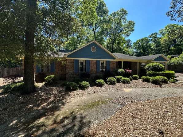 263 Hillcrest Dr, Mobile, AL 36609