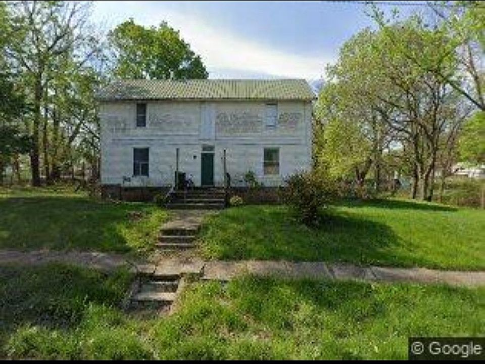1st image of 203 Snoddy St