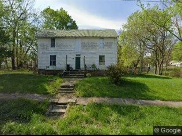 203 Snoddy St, Armstrong, MO 65230