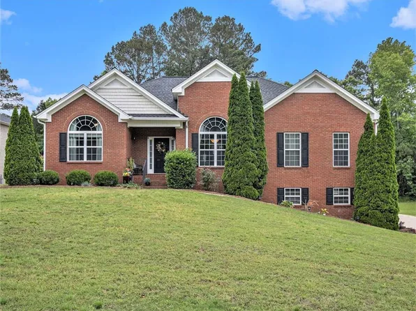 57 Woodridge Dr, Douglasville, GA 30134