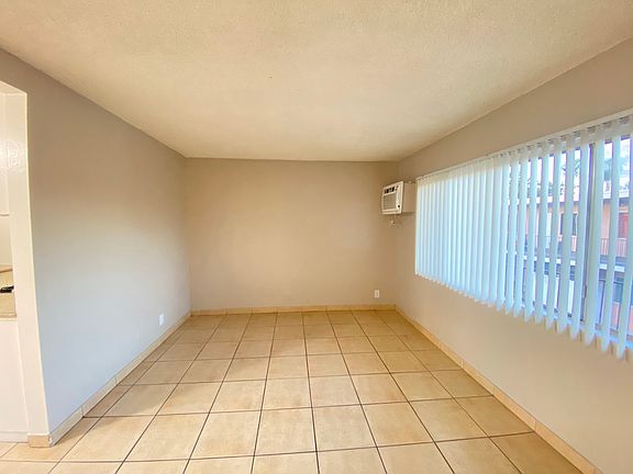 3rd image of 14696 Rayen St APT 19