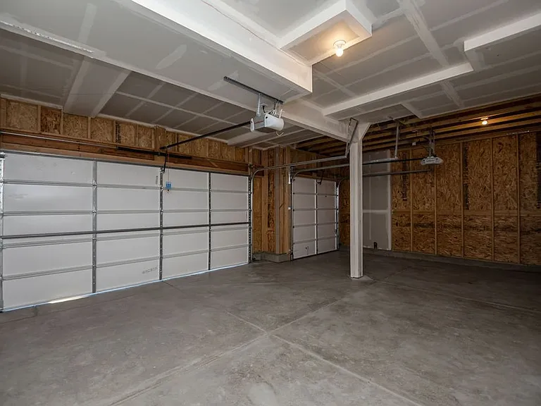 6818 Gateway Crossing St — Photo 34