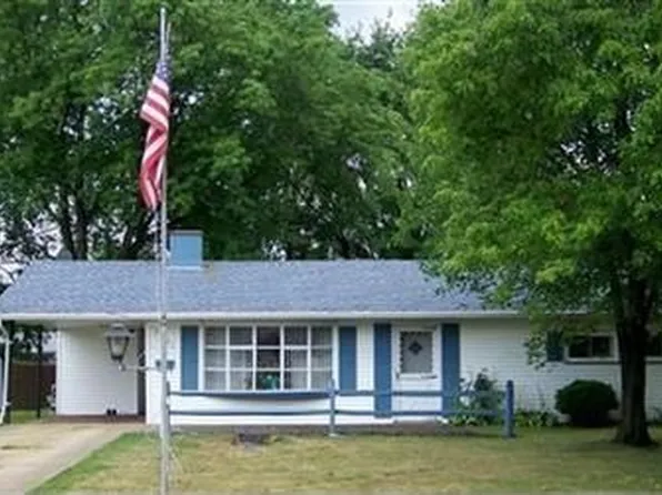 2526 Redgate Ln, Youngstown, OH 44511