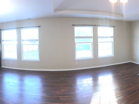 4th image of 2320 Willow Point Cir