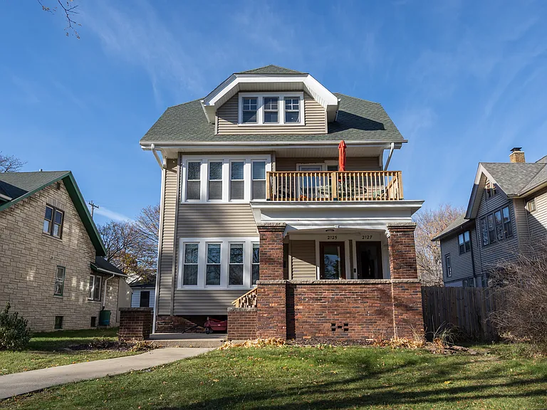 2127 N Hi Mount Blvd #UPPER — Photo 2
