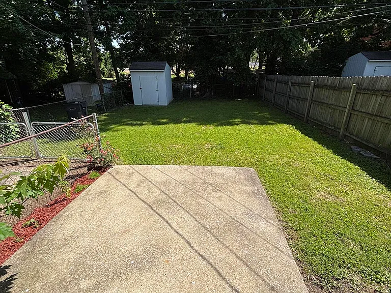 613 Anniston Dr — Photo 9