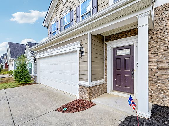 5th image of 2940 Goose Creek Ln
