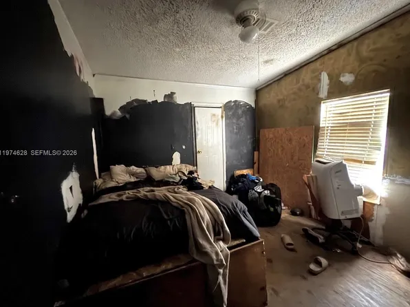 220 NE 12th Ave, Homestead, FL 33030