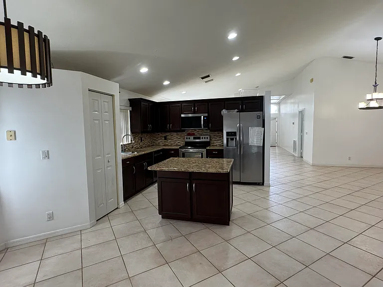 3661 Miramontes Cir — Photo 16