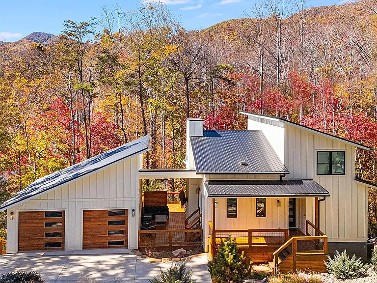 56 Creek Run Rd — Photo 8