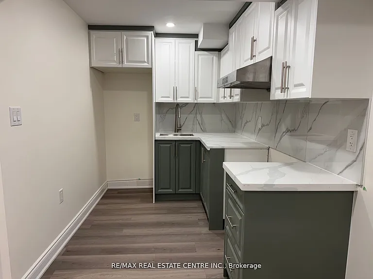 25 Parity Rd #BASEMENT — Photo 16